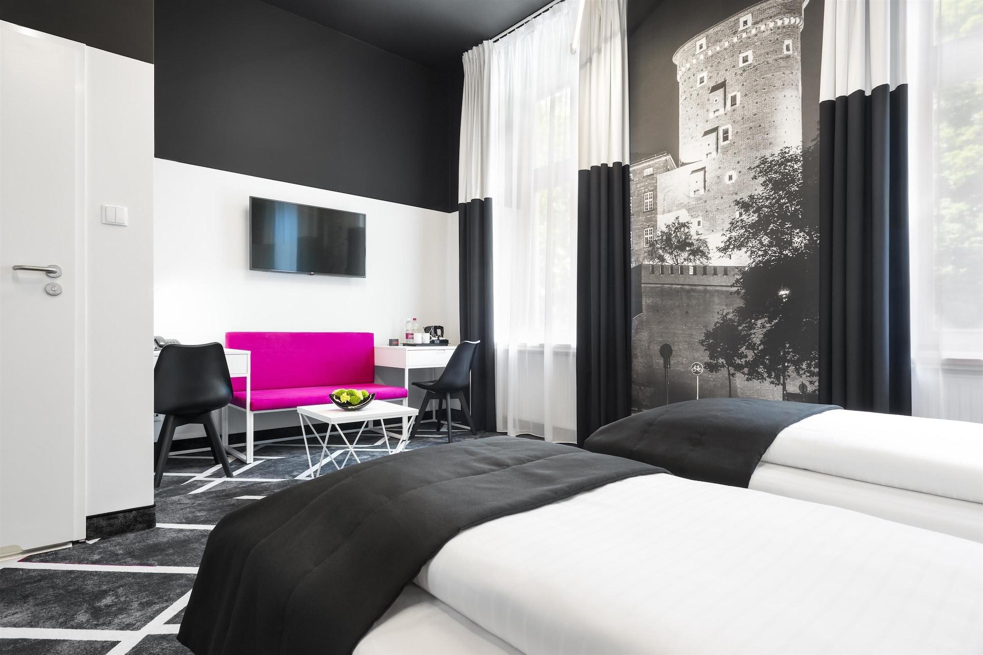 Best Western Plus Krakow Old Town Exterior photo
