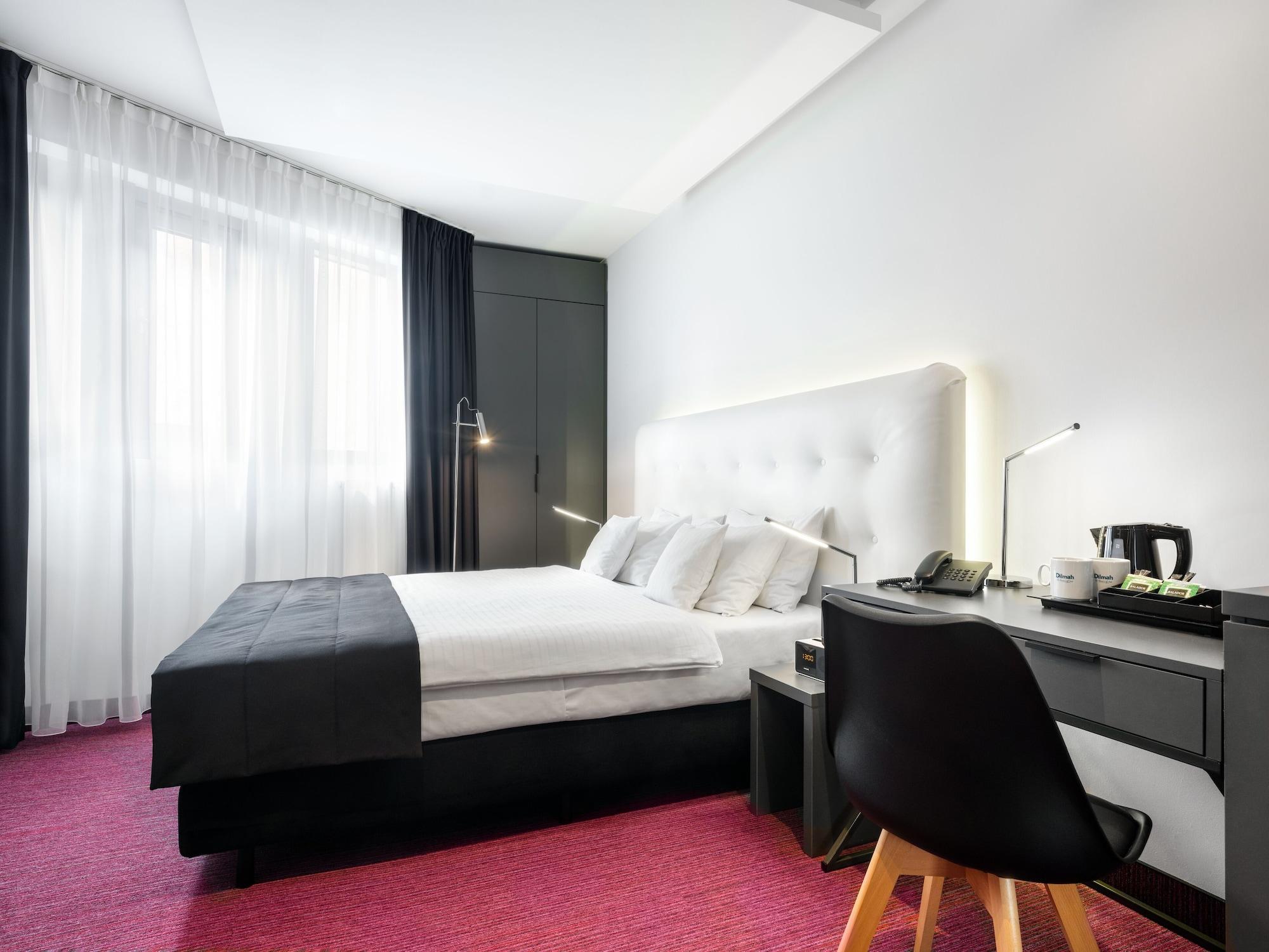 Best Western Plus Krakow Old Town Exterior photo